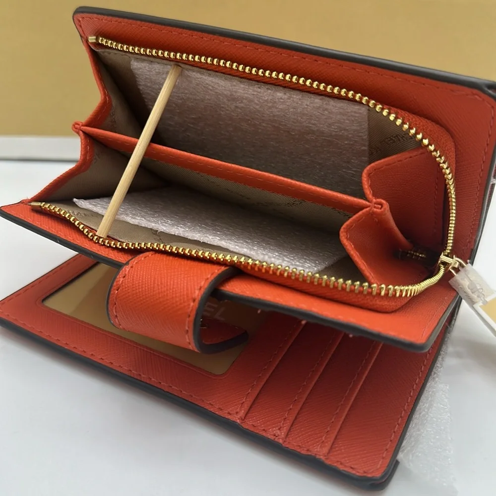 Michael Medium Crossgrain Leather Bifold Wallet Red Clay  NWT
